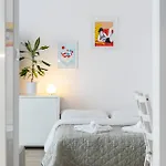 Old Town Hideaway Apartament *